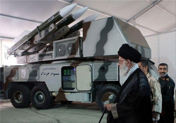 ابلاغ سلام رهبری به کارکنان پدافند هوایی