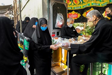 عکس/۹۰سال در کوچه‌ی عادل منفرد