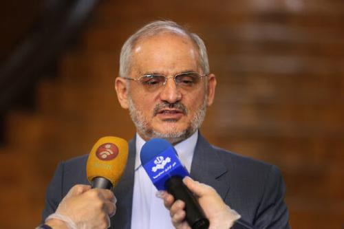 واکنش وزیر آموزش و پرورش به منتقدان بازگشایی مدارس و نگرانی خانواده‌ها