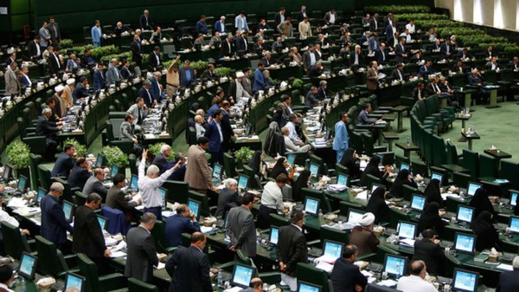 موافقان و مخالفان نظام پارلمانی چه می گویند؟