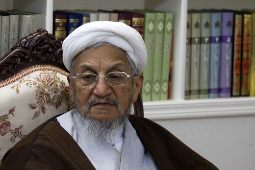  آیت‌الله صانعی درگذشت