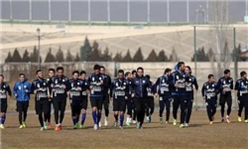 تشویق مرحوم بهزادی و شعار علیه پرسپولیس