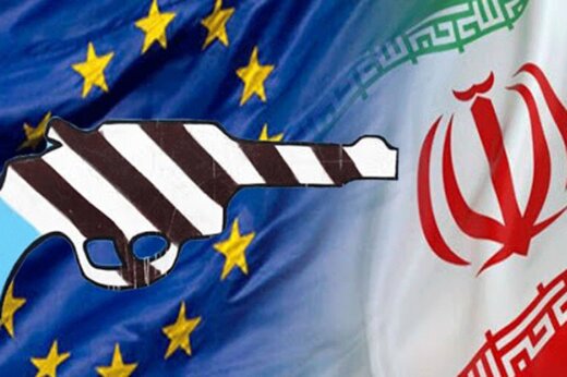کدام خطرناک است؛ تفنگ بی فشنگ یا زخم نیرنگ؟