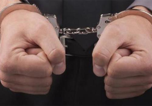 دستگیری مرد عربده کش در خیابان نبرد