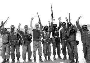 شهیدی که خود را بدهکار انقلاب می‌دید +عکس