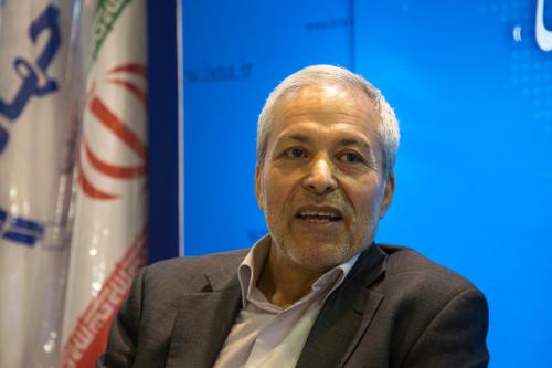  برخی تصور می‌کنند با هتاکی انقلابی‌گری می‌کنند