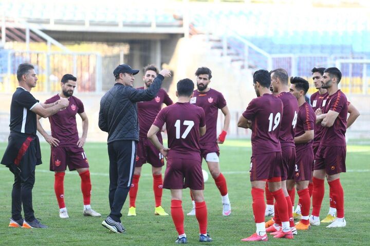 دست رد یحیی به سینه ۲ بازیکن پرسپولیس