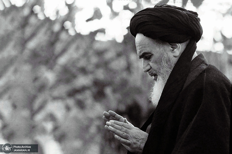 مصاحبه‌ای بین المللی که با نماز اول وقت قطع شد!