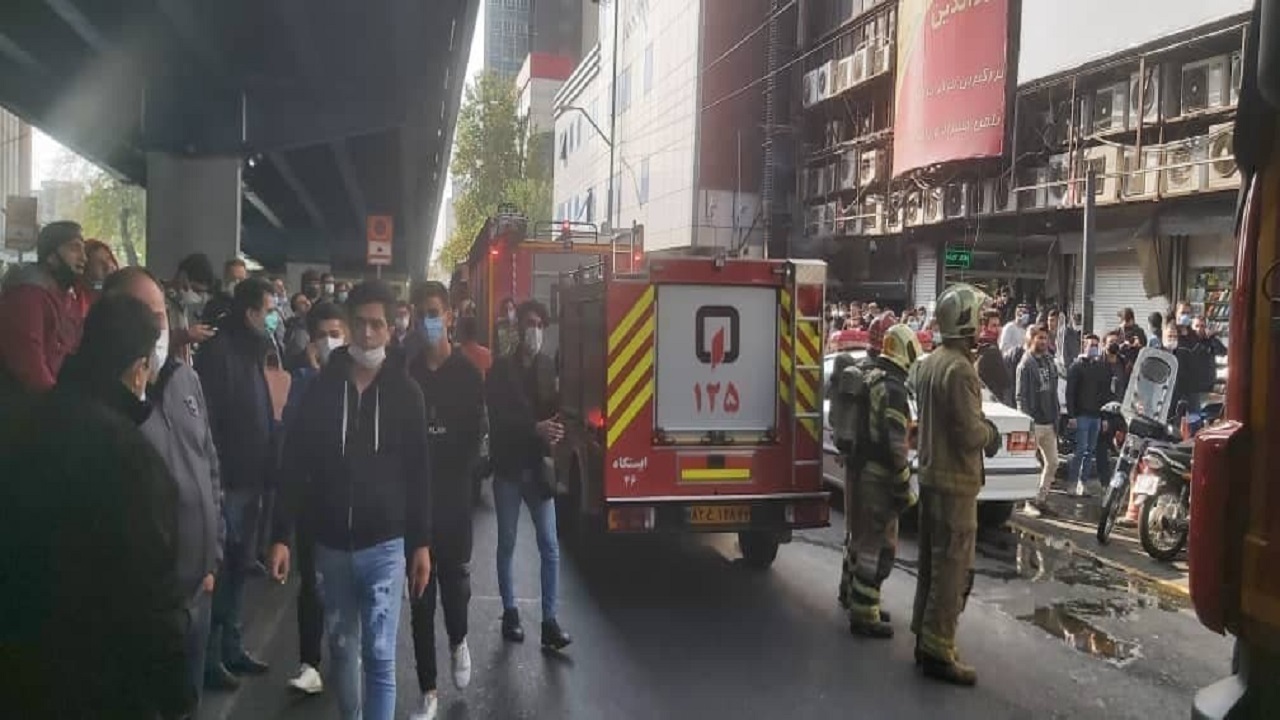 آتش سیگار دلیل آتش سوزی در پاساژ علاءالدین