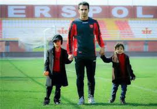 مقبره کاپیتان فقید پرسپولیس آماده شد/عکس