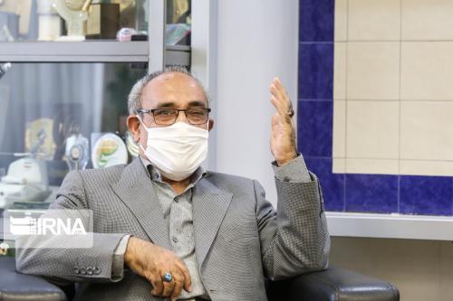 نمایندگان اگر پول دارند خودشان اموال دولت را بخرند