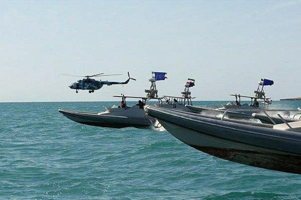 توقیف ۲۰ شناور‌ صید ترال خارجی