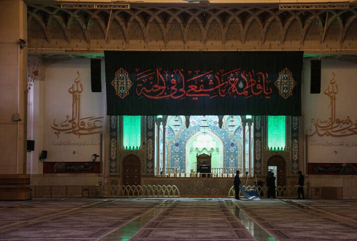  عکس/سیاه‌پوش شدن حرم مطهر حضرت معصومه(س) 