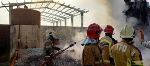  وقوع حریق در کارگاه تولید مواد نفتی