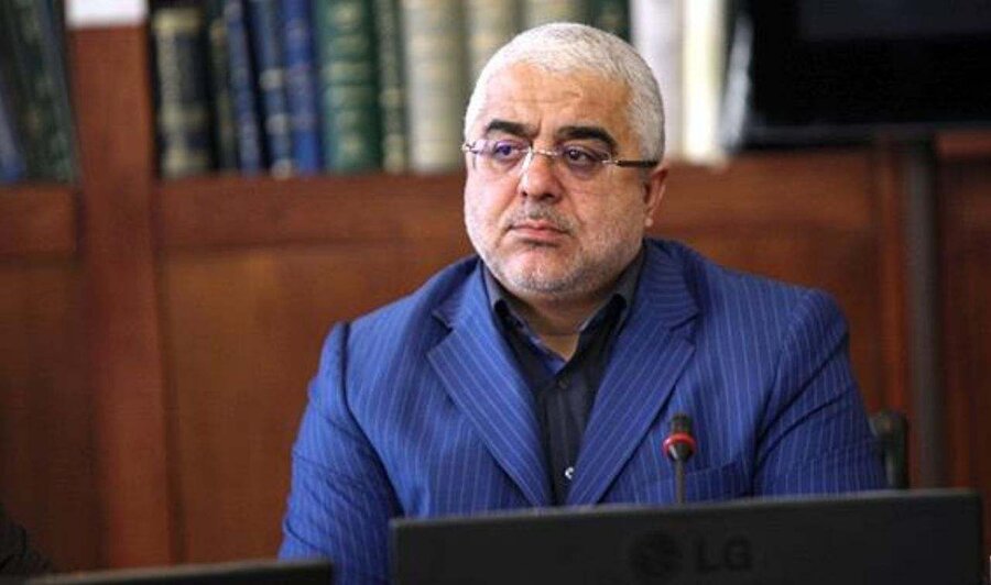 احمدی‌نژاد از یک کوپن سوخته رسانه‌ای استفاده می‌کند