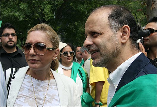 افشاگری از یک مهره فراری! / نفوذی اصلاح‌طلبان در میان ضد انقلاب کیست؟