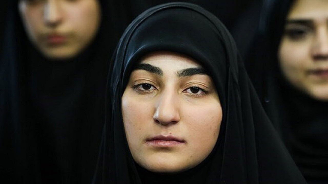 علی مطهری و سیدحسن خمینی از زینب سلیمانی یاد بگیرند
