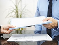 آیا پنهان‌کاری در قراردادهای جدید ارتباطی با ورود شرکت‌های استعماری به ایران دارد؟