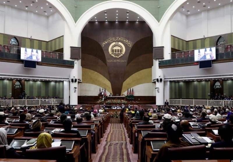 مخالفت پارلمان افغانستان با آزادی ۷ هزار زندانی طالبان