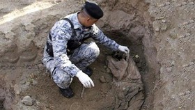  کشف گور دسته جمعی در شرق رمادی 