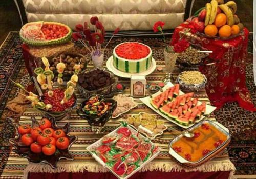  اینفوگرافیک| خوراکی‌های شب یلدا با ما چکار می‌کنند