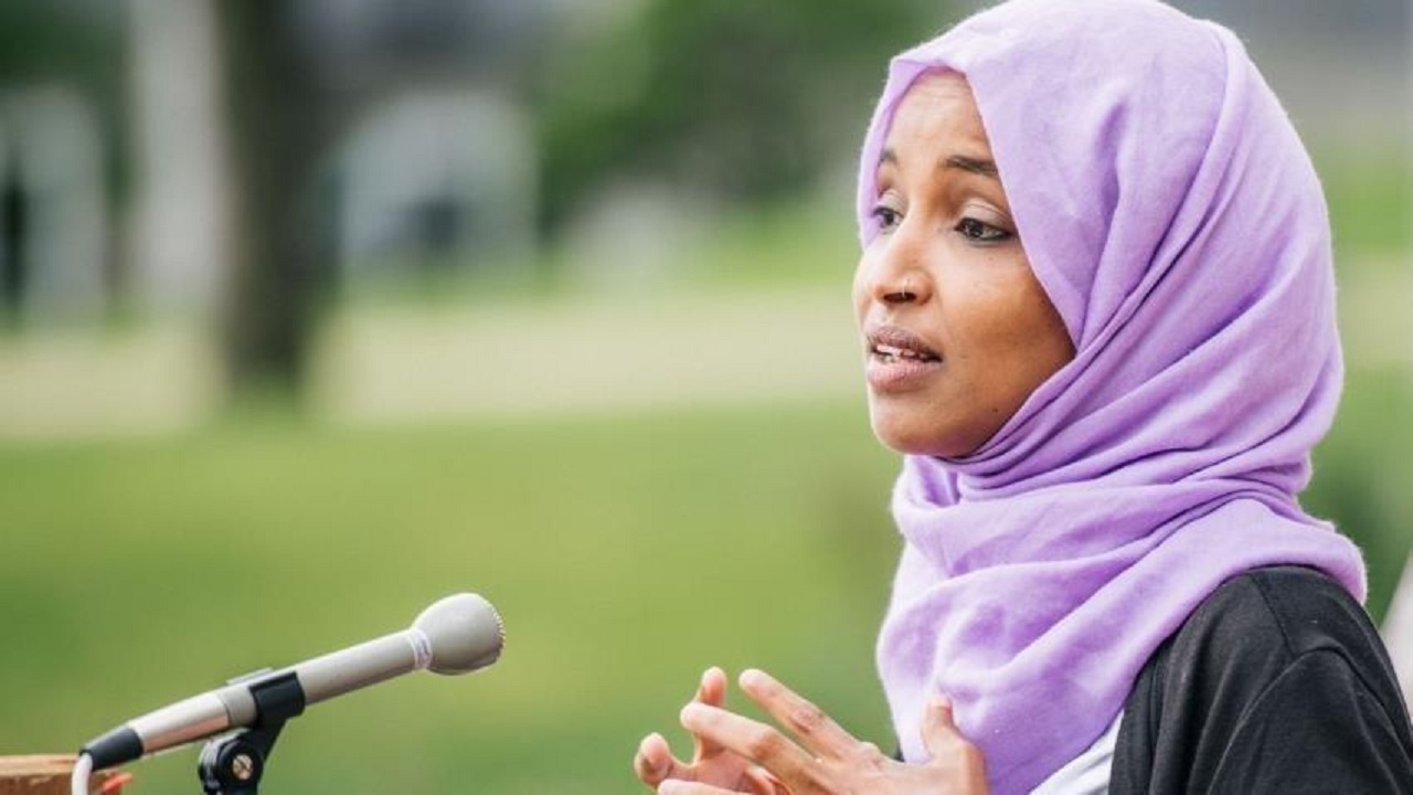 درخواست نماینده کنگره آمریکا برای پیگرد قضایی ترامپ