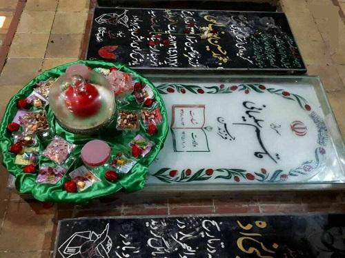  عکس/ شب یلدا در کنار سردار
