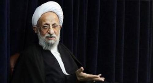 آیت الله مصباح یزدی ضعف جسمانی شدید دارد 