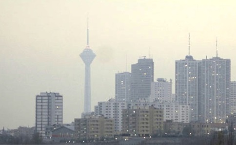  آلودگی هوای تهران از فراز بام استانداری 