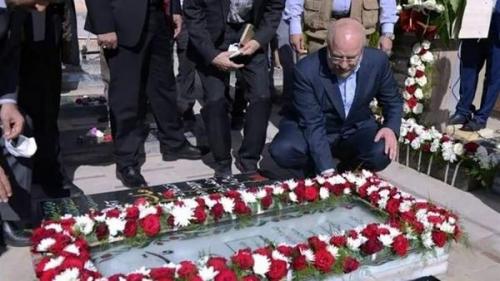 حضور رئیس مجلس در مزار شهید سردار سلیمانی