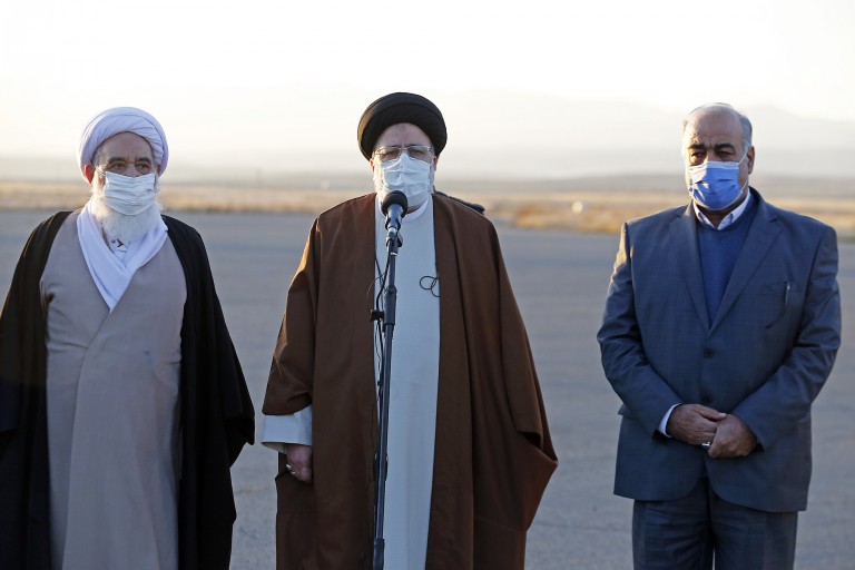  آیت الله رئیسی: واگذاری یک مجموعه به بخش خصوصی پایان کار نیست