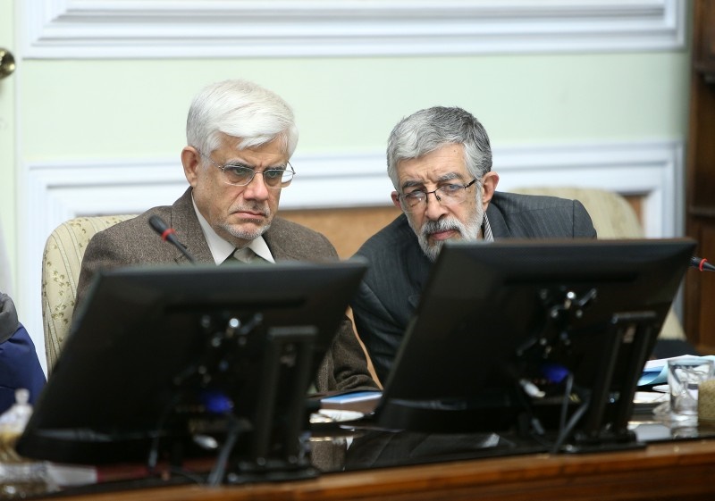 لیست خالی اقتصاددانان اصلاح طلبان در مقابل 10 چهره اقتصادی در اردوگاه اصولگرایان در تهران / مقایسه دو لیست ائتلاف اصلاح طلبان و اصولگرایان در تهران