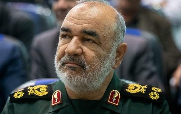 سرلشکر سلامی: شهدا منبع اقتدار ما هستند