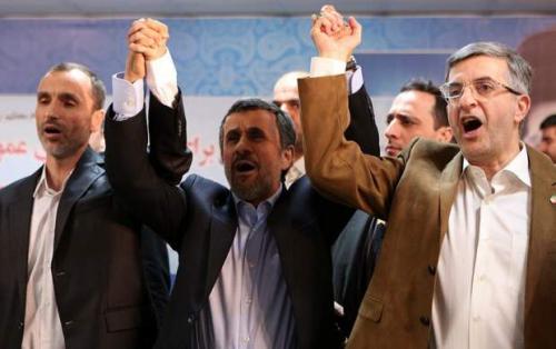 احمدی نژاد به خاطر رفتارهای آیت الله مصباح پیام تسلیت نداد!/ تفکر آقای احمدی‌نژاد خیلی دور از آقای مصباح بود/ محور تفکر احمدی‌نژاد انسان است