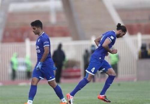 مدافع استقلال بازی با نساجی را از دست داد