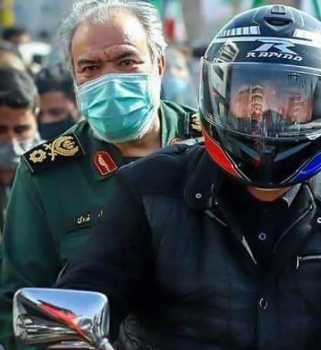 عکس/ سردار فدوی با موتور در جمع راهپیمایان