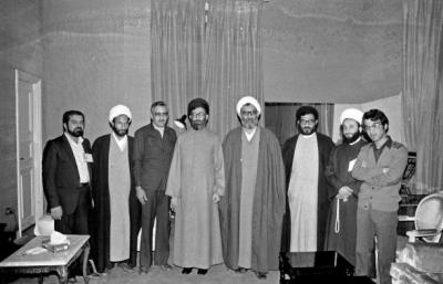 تصاویری از مرحوم آیت‌الله واعظ طبسی در کنار رهبر انقلاب