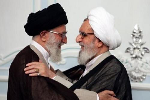 تصاویری از مرحوم آیت‌الله واعظ طبسی در کنار رهبر انقلاب