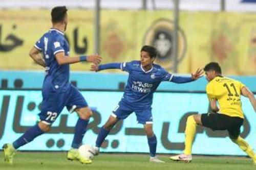 چاره خروج استقلال از بحران