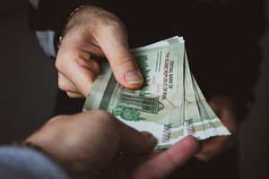 شرط پرداخت حقوق به مدیران دولت در سال ۱۴۰۰