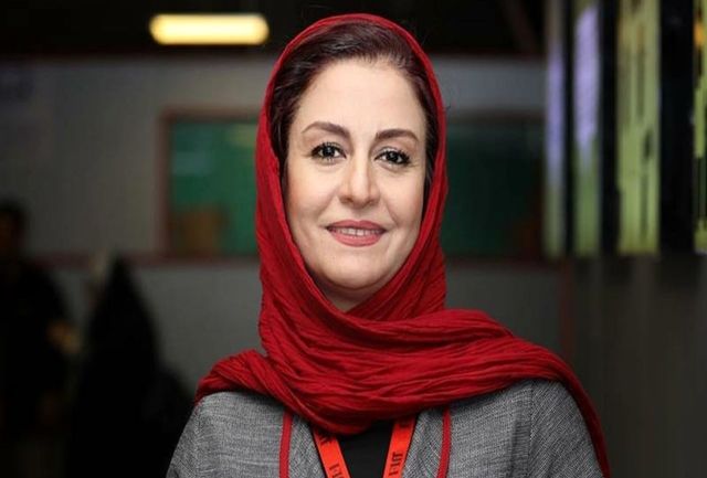 تاج مهدعلیا بر سر مریلا زارعی