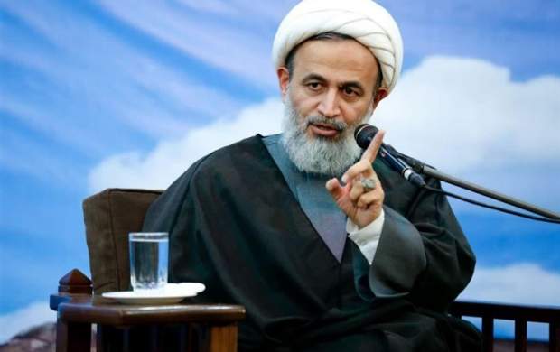 راز محبوبیت شهید سلیمانی از زبان استاد پناهیان