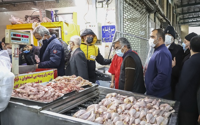 مرغ با طعم کرونا؛ مرغ دولتی بگیریم یا کرونا!