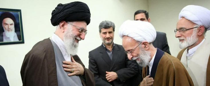 مقایسه آیت‌الله خامنه‌ای با دیگران مصداق «الدهر انزلنی» است/ نمی‌دانم بعضی‌ها چطور می‌خواهند پاسخ خدا را درباره رفتارشان با ایشان بدهند