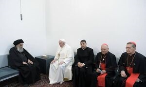 شجاعت بی نظیر آیت الله سیستانی در برابر پاپ