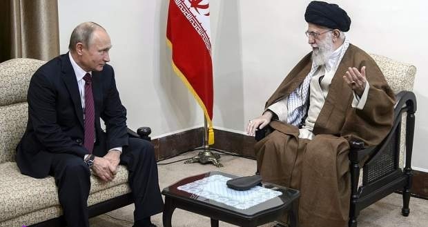 از دیدار پاپ با آیت الله سیستانی تا پاسخ پوتین به پیام آیت الله خامنهای/ معادلات جدید شیعه و دنیای مسیحیت چگونه رقم خورد؟! از دیدار پاپ با آیت الله سیستانی تا پاسخ پوتین به پیام آیت الله خامنهای/ معادلات جدید شیعه و دنیای مسیحیت چگونه رقم خورد؟!