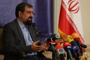 با یک شکلات به غرب اعتماد نمی‌کنیم