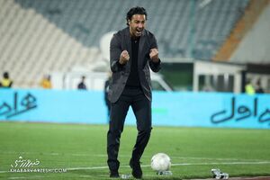  استقلال با ۱۳ سرمربی مقابل پیکان