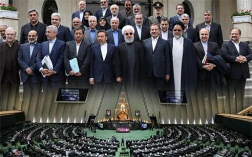 دوقطبی‌سازی از عملکرد دولت ۸ ساله با فعالیت مجلس یک ساله!/ اصلاح‌طلبان با هر گام مثبت مجلس یازدهم دلواپس می‌شوند +جزئیات