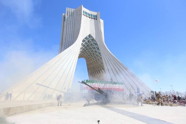بعد از ۸۰ سال در تهران توپ دَر کردند 